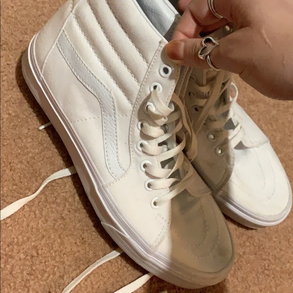 Shoes - HIGH TOP VANS WHITE